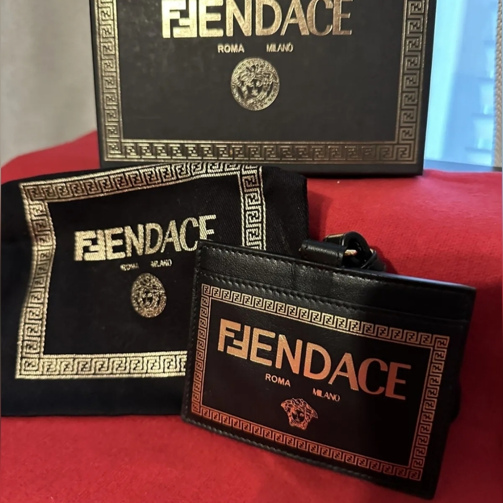 FENDACE Fendi x Versace LANYARD Cardholder Black Leather Card Holder - Picture 2 of 6